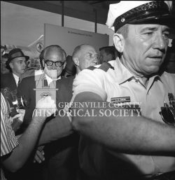 4717-PRESIDENTIAL-CANDIDATE-BARRY-GOLDWATER-VISITS-GREENVILLE_SPARTANBURG-AIRPORT-9-17-1964b